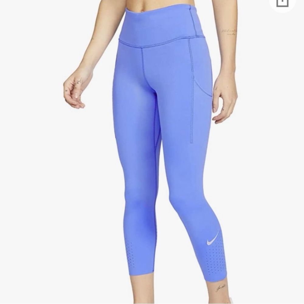 NWT Nike Epic Luxe Tight Fit Leggings